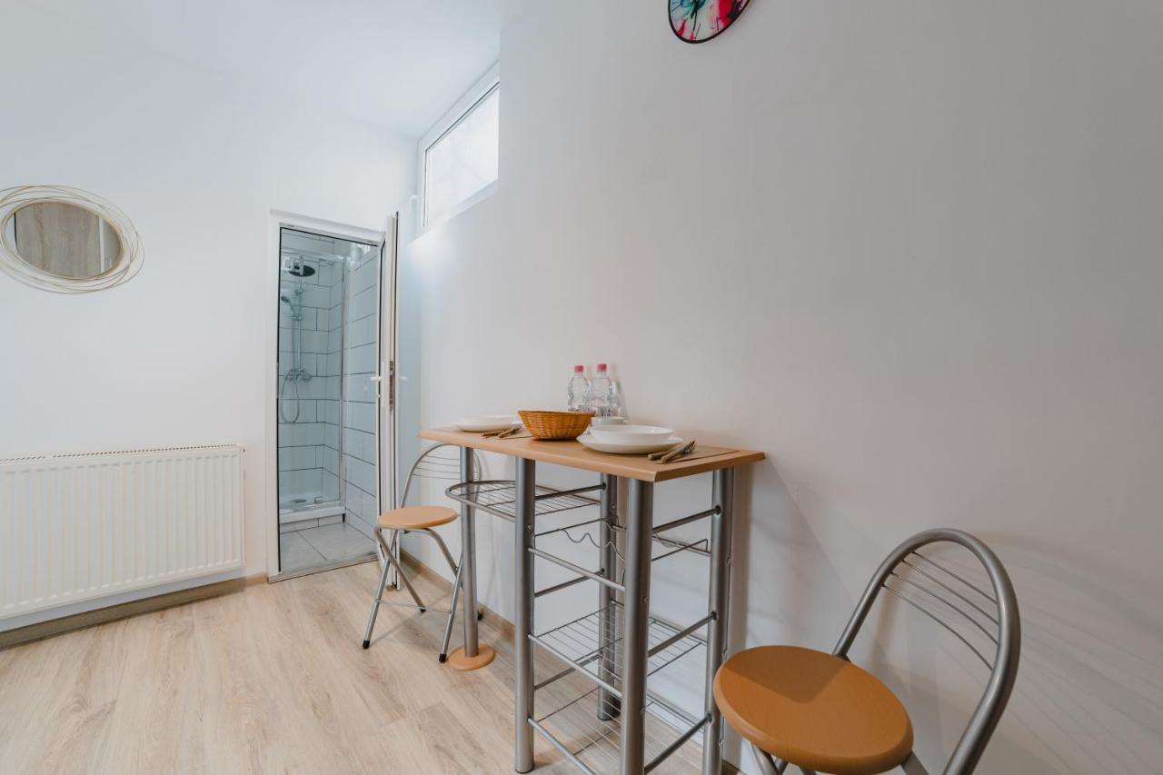 Old Town Studio Apartamento Braşov Exterior foto